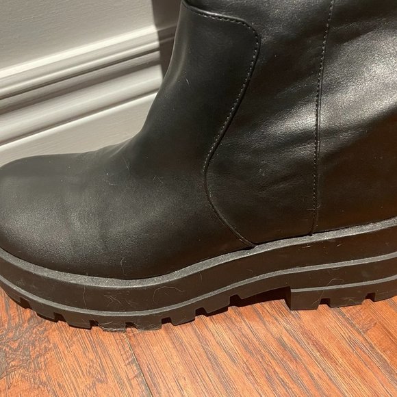 ZARA women's low heeled Tall Black  Chunky Boots Sz 40 - Picture 4 of 6